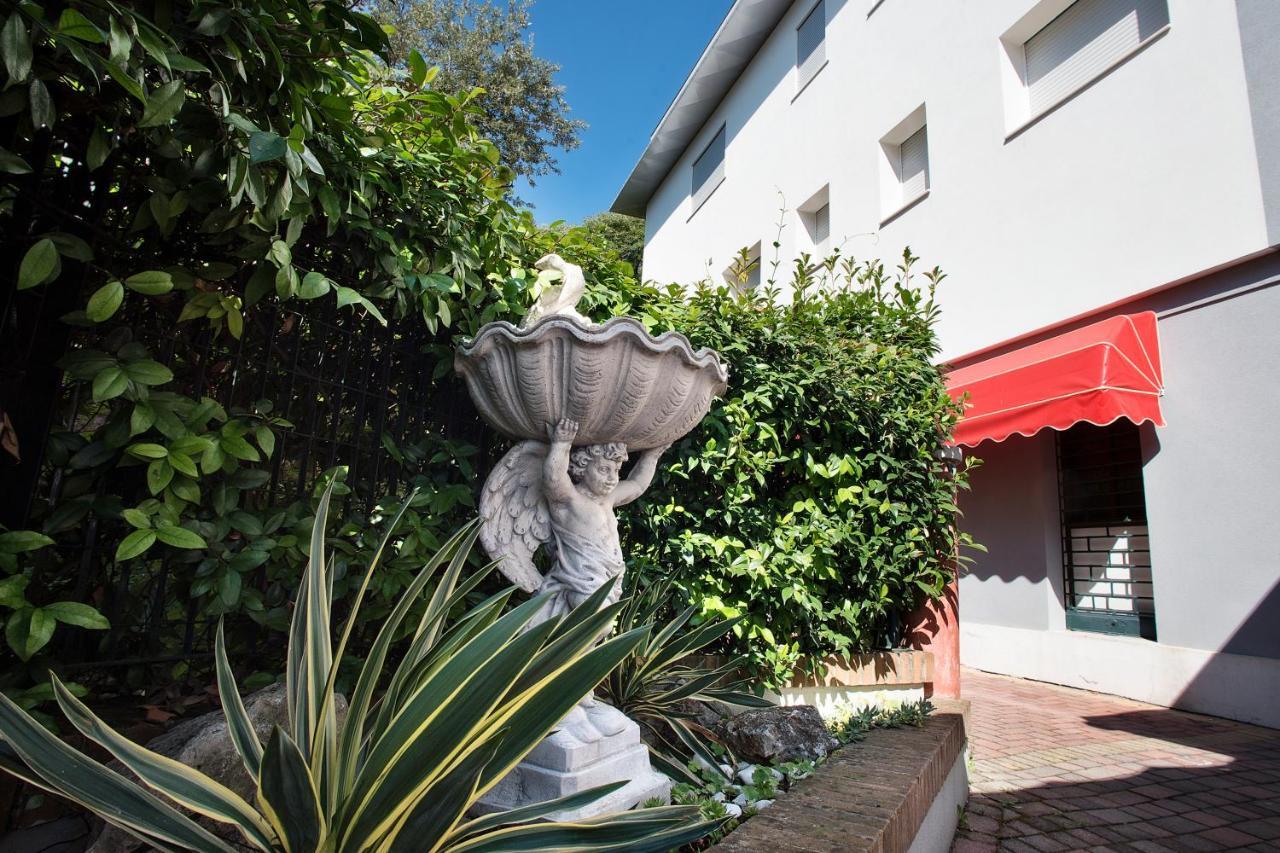Hotel Montereale Pordenone Exteriör bild